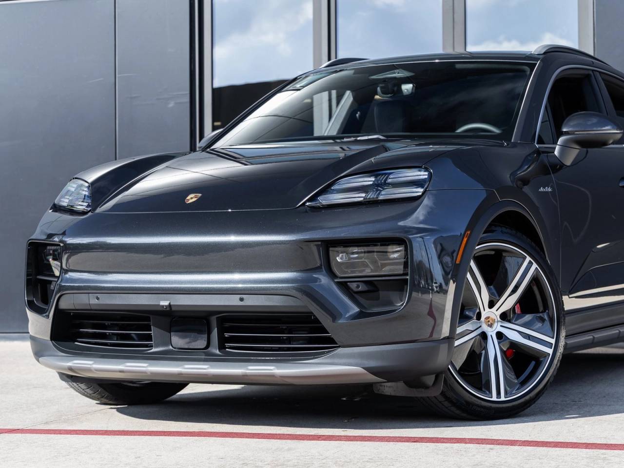 2025 Porsche Macan Electric Macan 4S Electric