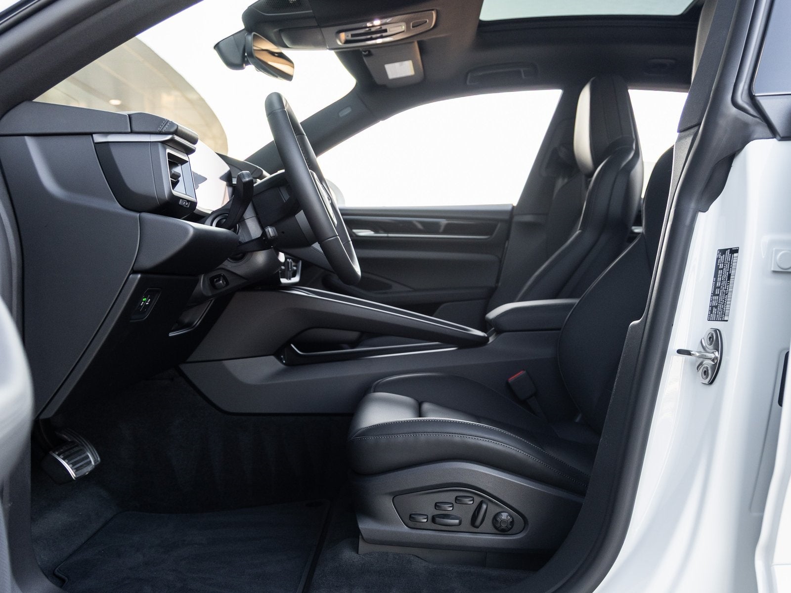 2025 Porsche Macan Electric Macan 4S Electric