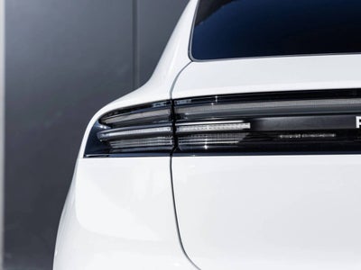 2025 Porsche Macan Electric Macan 4S Electric