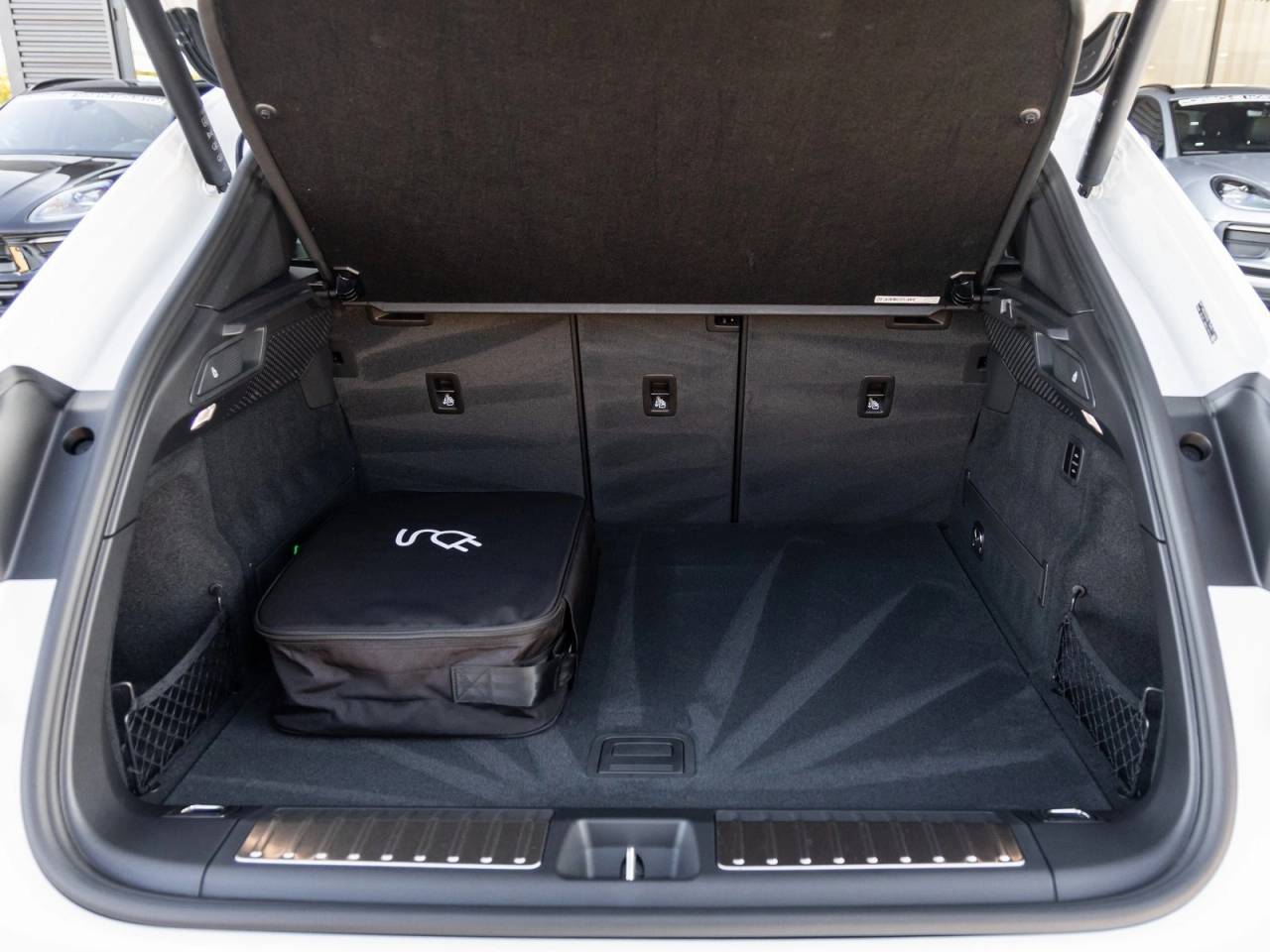 2025 Porsche Macan Electric Macan 4S Electric