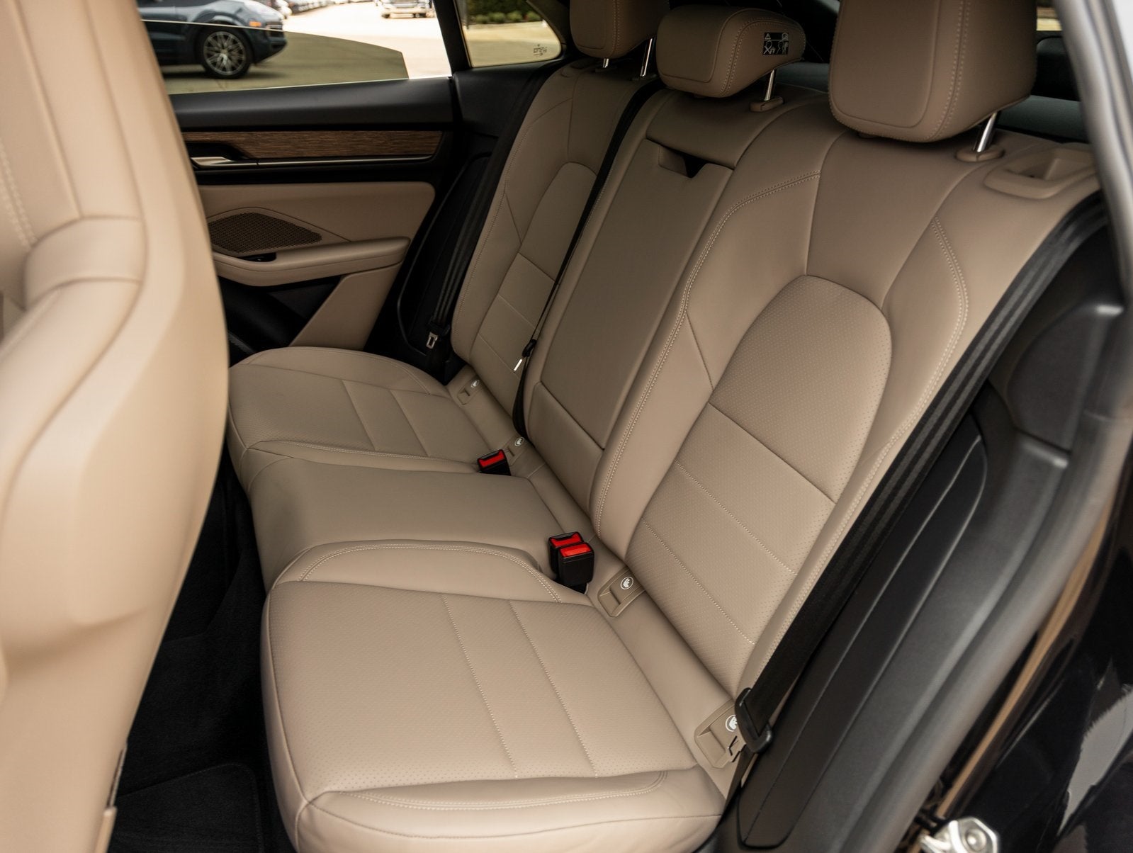 2025 Porsche Macan Electric Macan 4S Electric