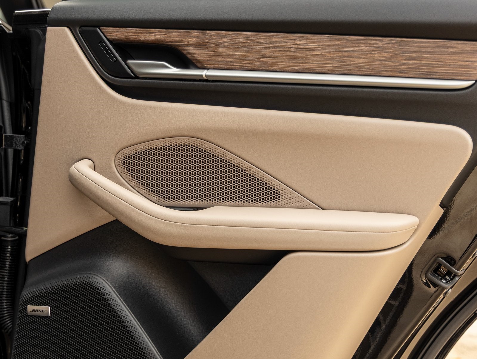 2025 Porsche Macan Electric Macan 4S Electric