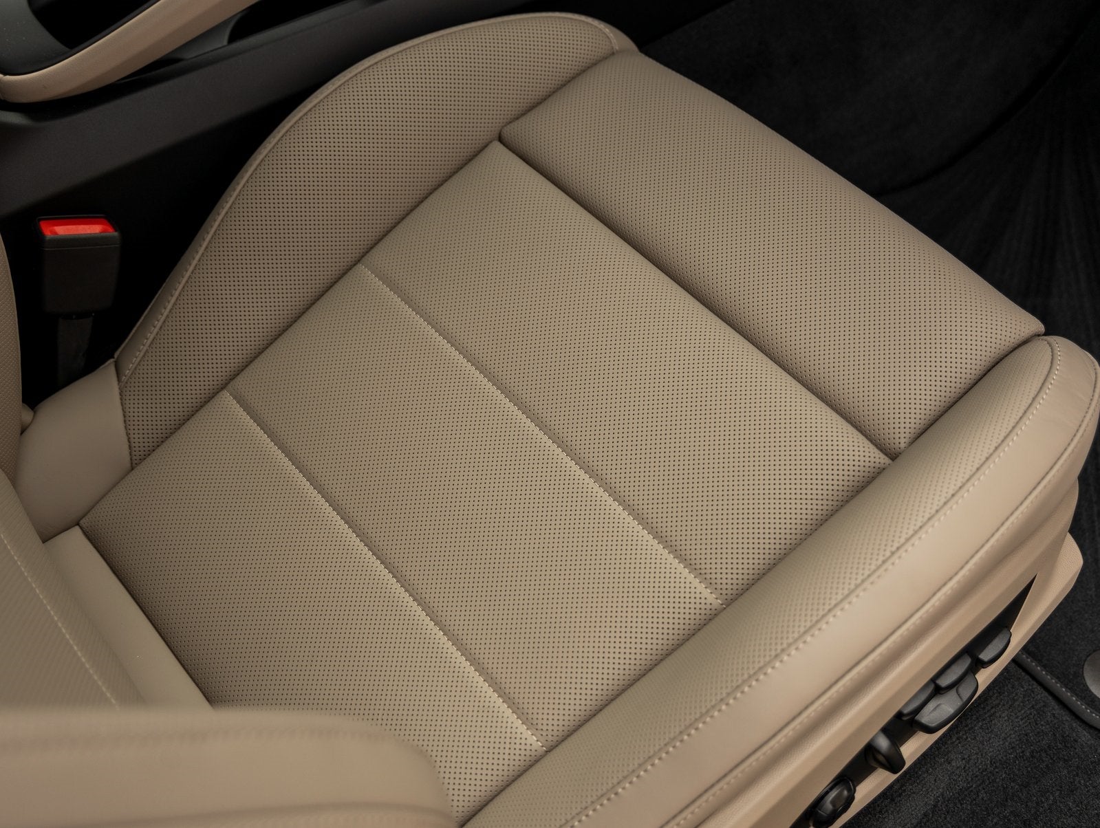 2025 Porsche Macan Electric Macan 4S Electric