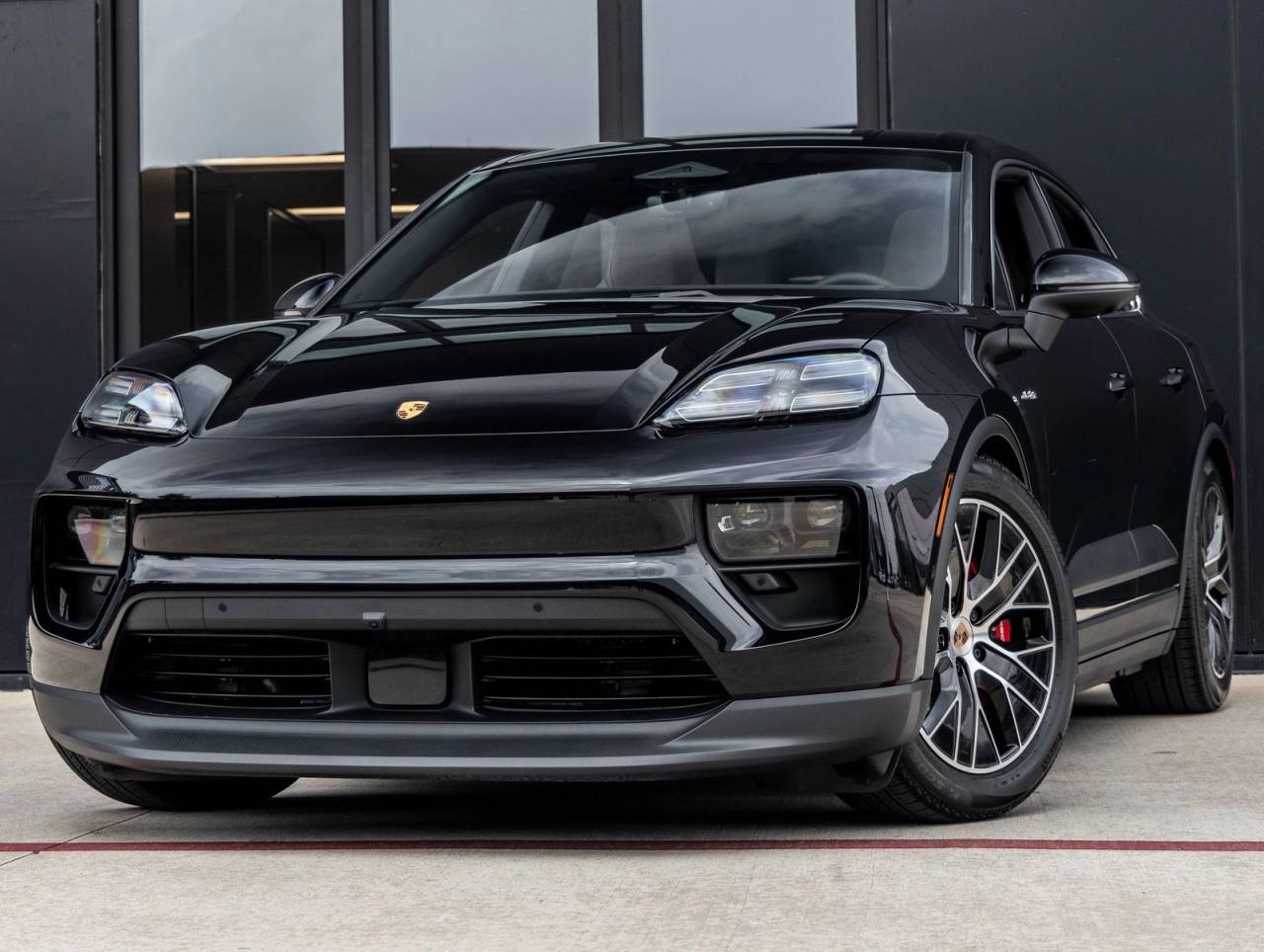 2025 Porsche Macan Electric Macan 4S Electric