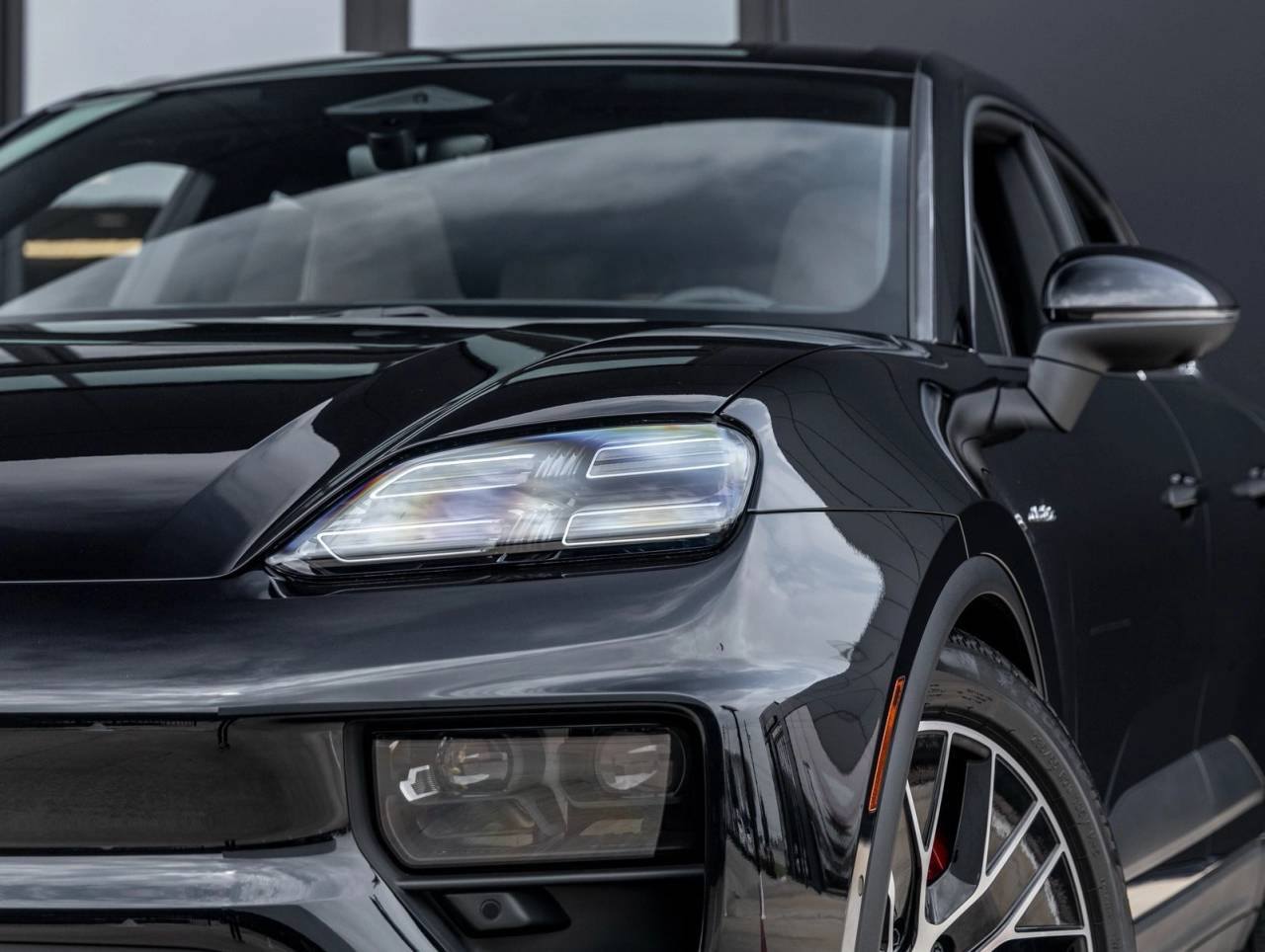 2025 Porsche Macan Electric Macan 4S Electric