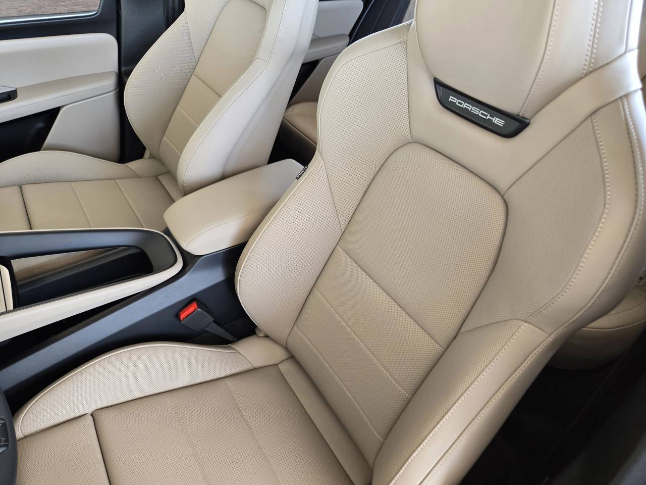 2025 Porsche Macan Electric Macan 4S Electric