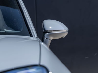2025 Porsche Macan 4S Electric