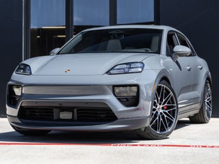 2025 Porsche Macan 4S Electric