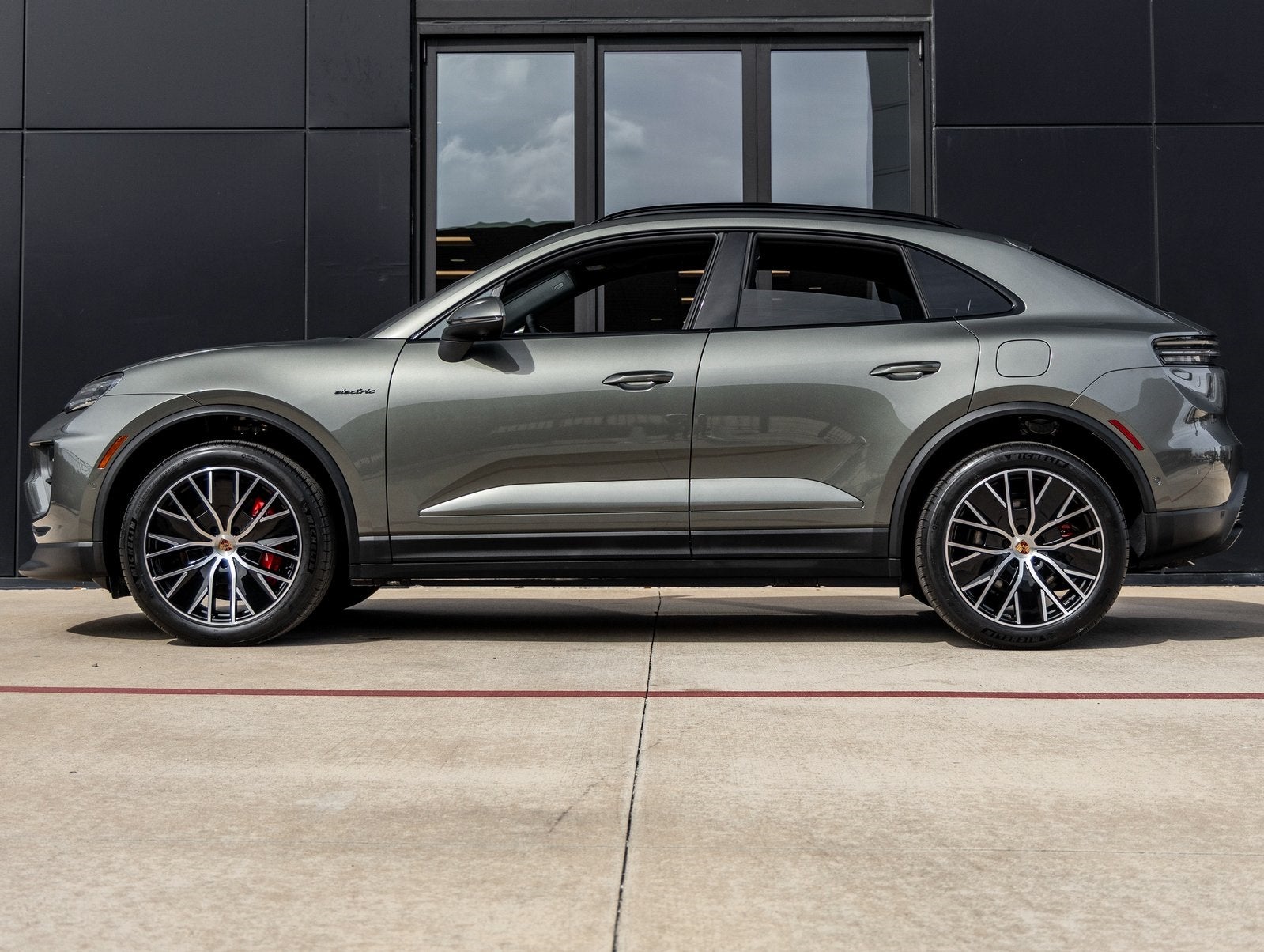 2026 Porsche Macan Electric Macan 4S Electric