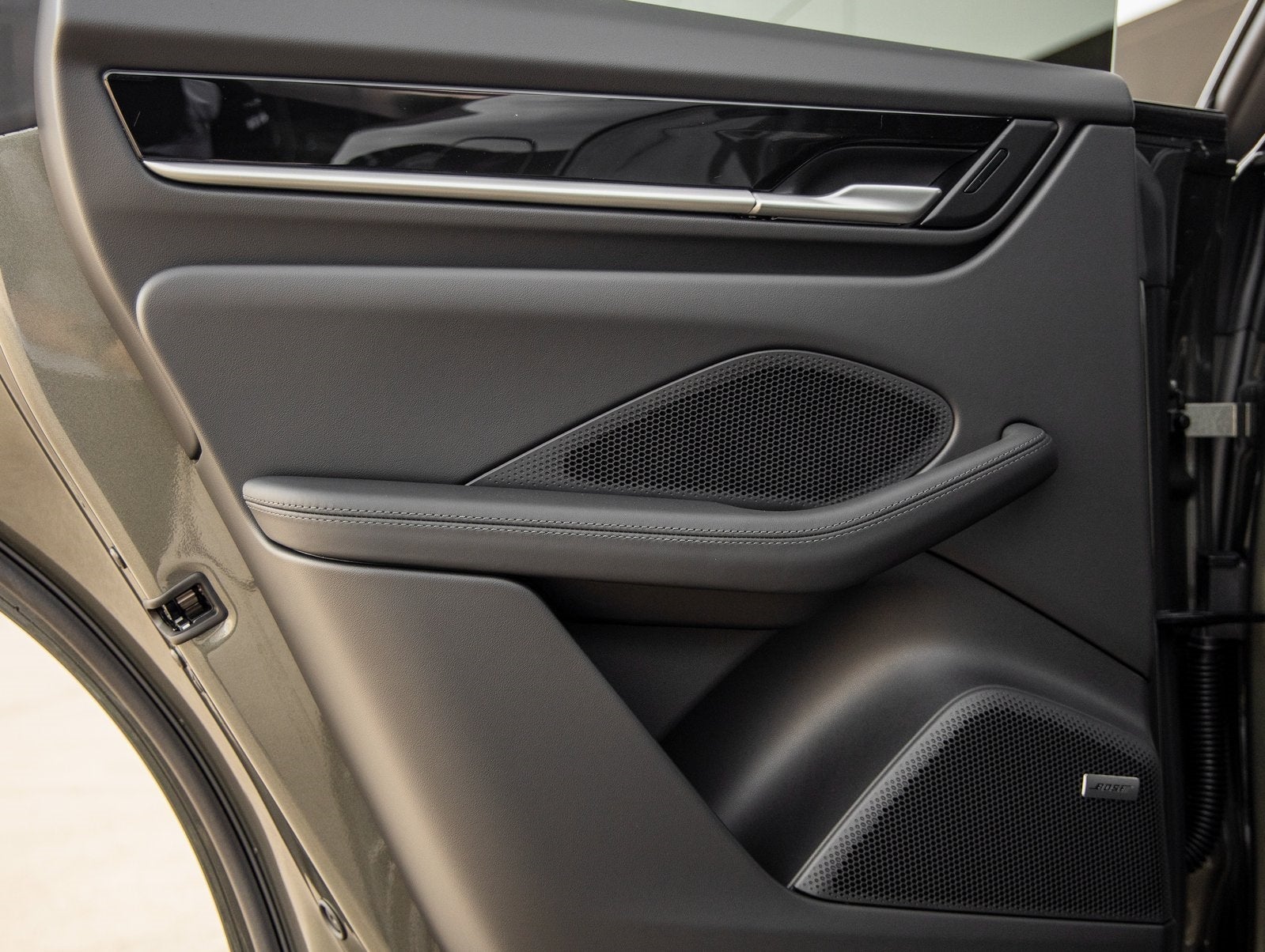 2026 Porsche Macan Electric Macan 4S Electric