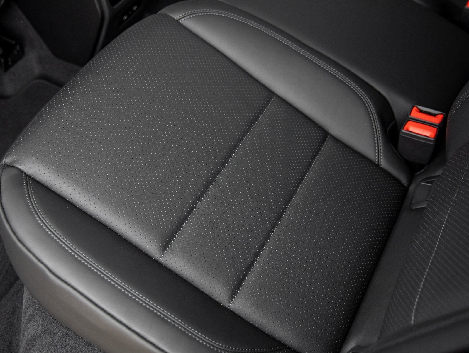 2026 Porsche Macan Electric Macan 4S Electric