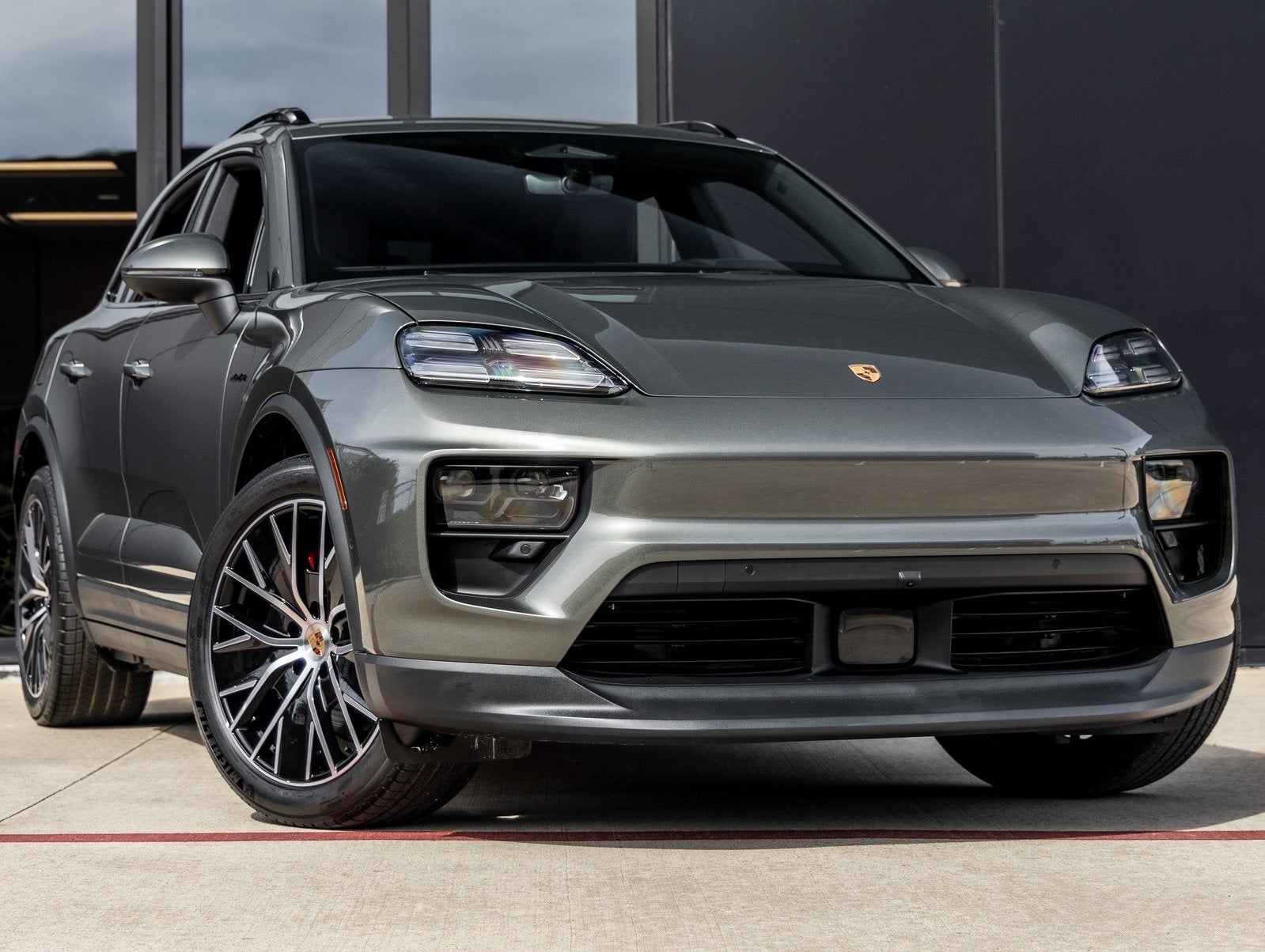 2026 Porsche Macan Electric Macan 4S Electric