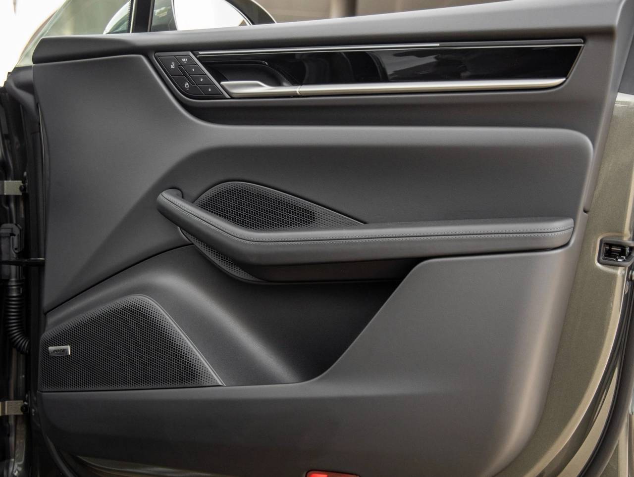 2026 Porsche Macan Electric Macan 4S Electric