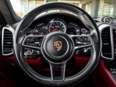 2018 Porsche Cayenne Cayenne Turbo