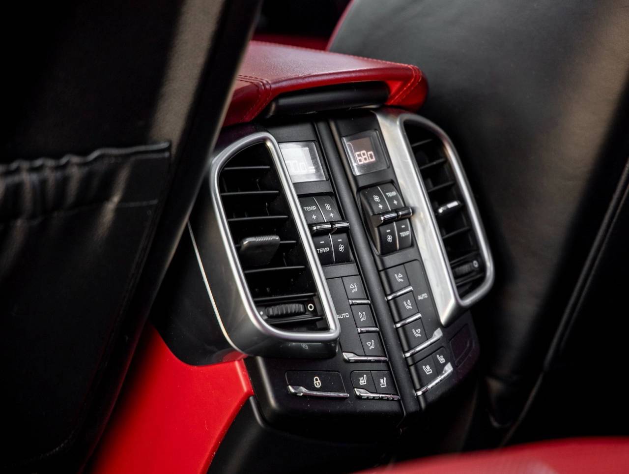 2018 Porsche Cayenne Cayenne Turbo