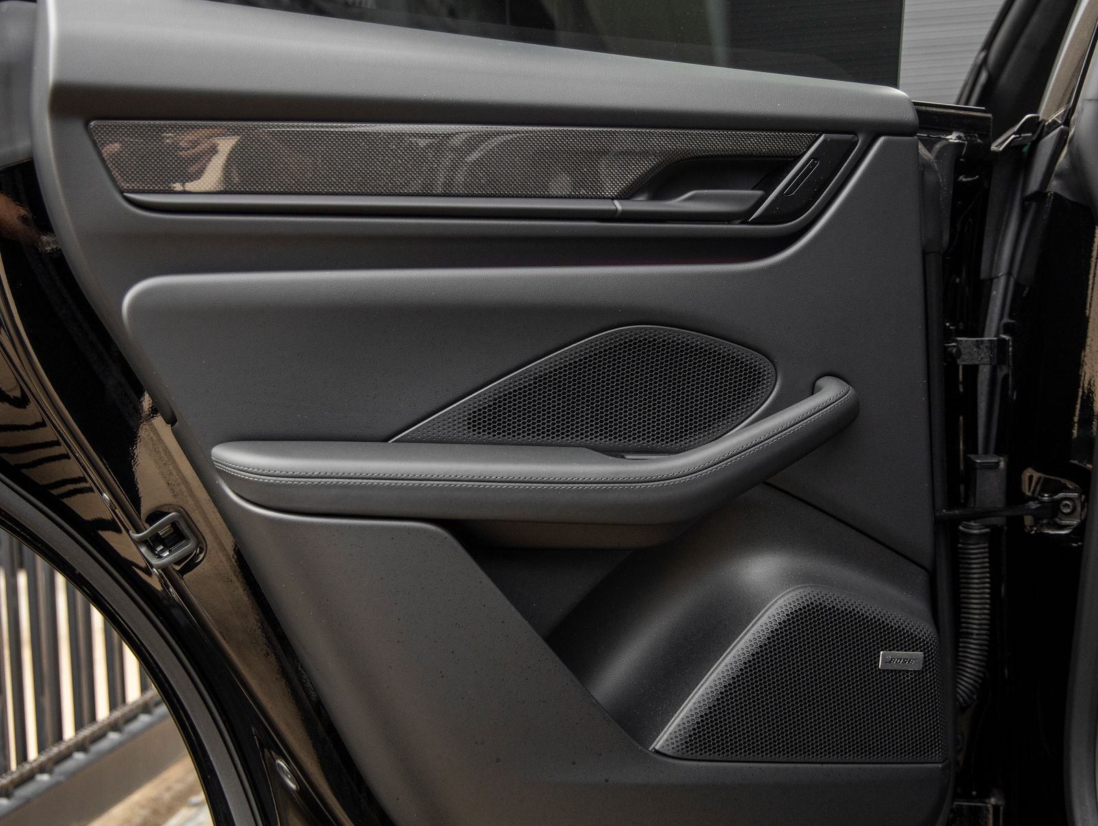 2025 Porsche Macan Turbo Electric