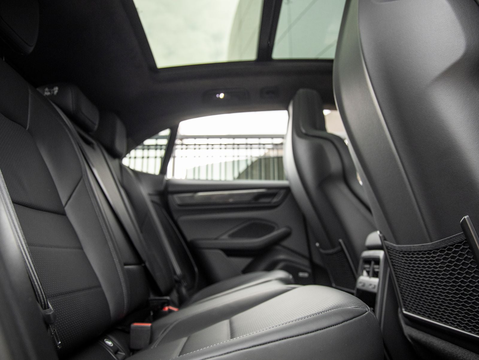2025 Porsche Macan Turbo Electric