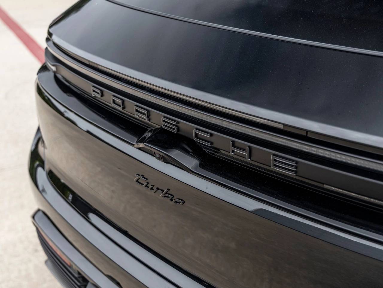 2025 Porsche Macan Turbo Electric