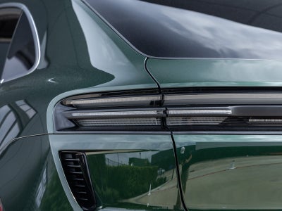 2024 Porsche Macan Turbo Electric