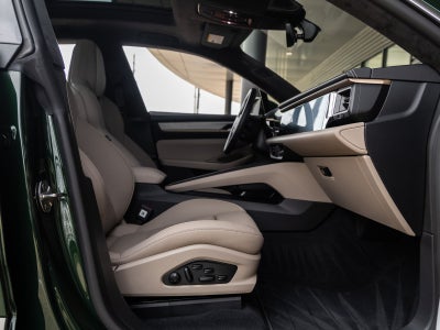 2024 Porsche Macan Turbo Electric