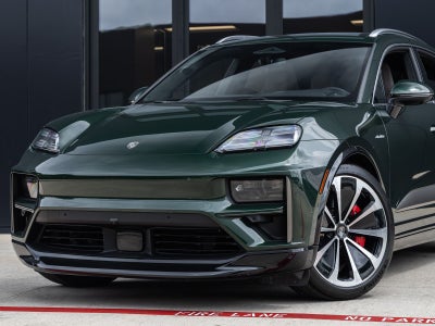 2024 Porsche Macan Turbo Electric