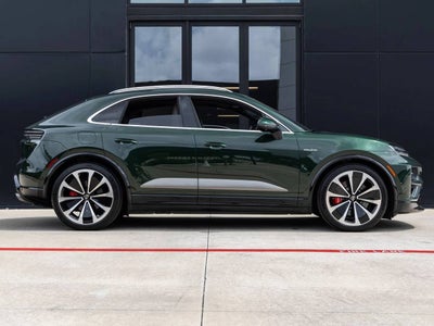 2024 Porsche Macan Turbo Electric