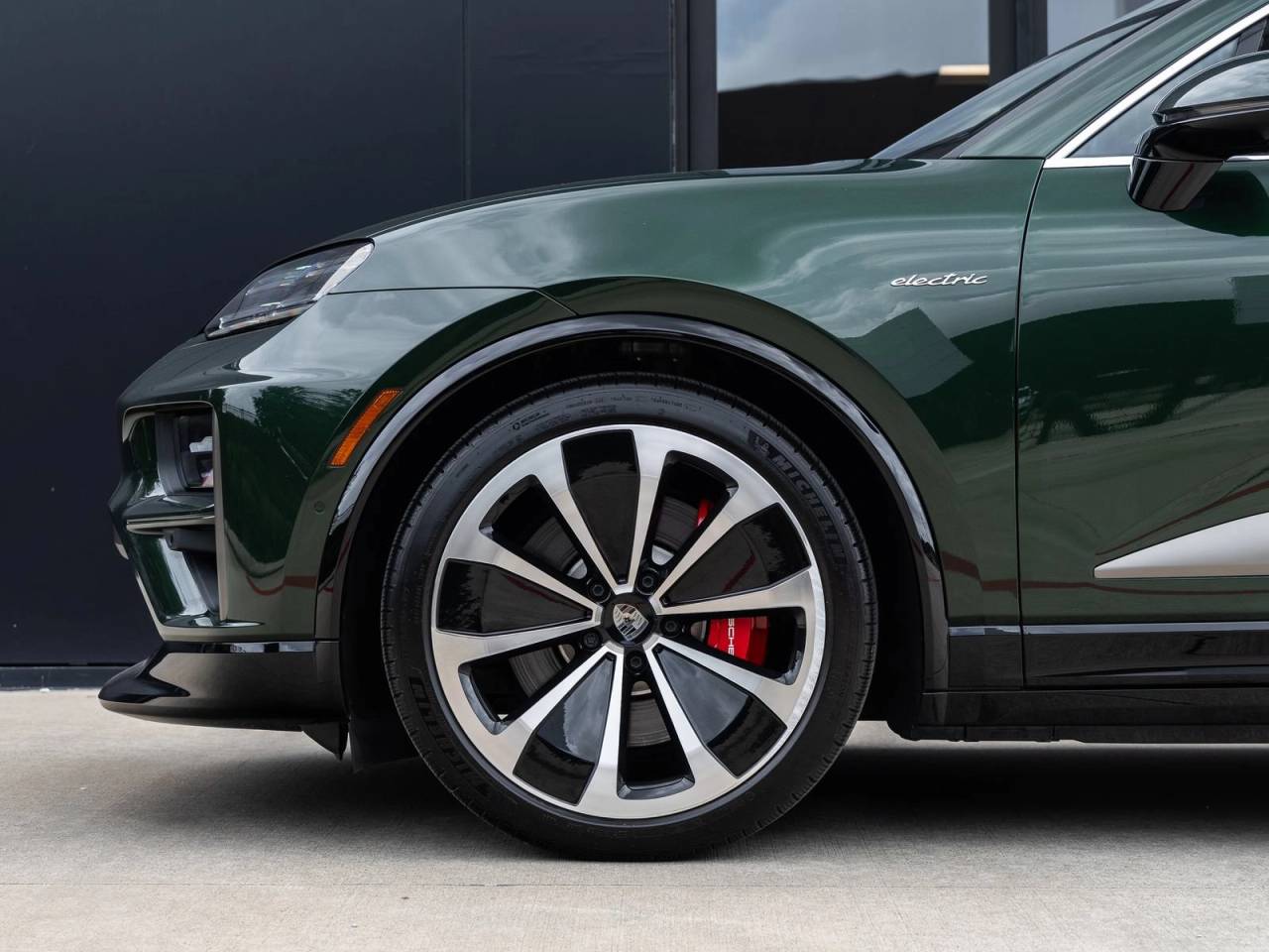 2024 Porsche Macan Turbo Electric