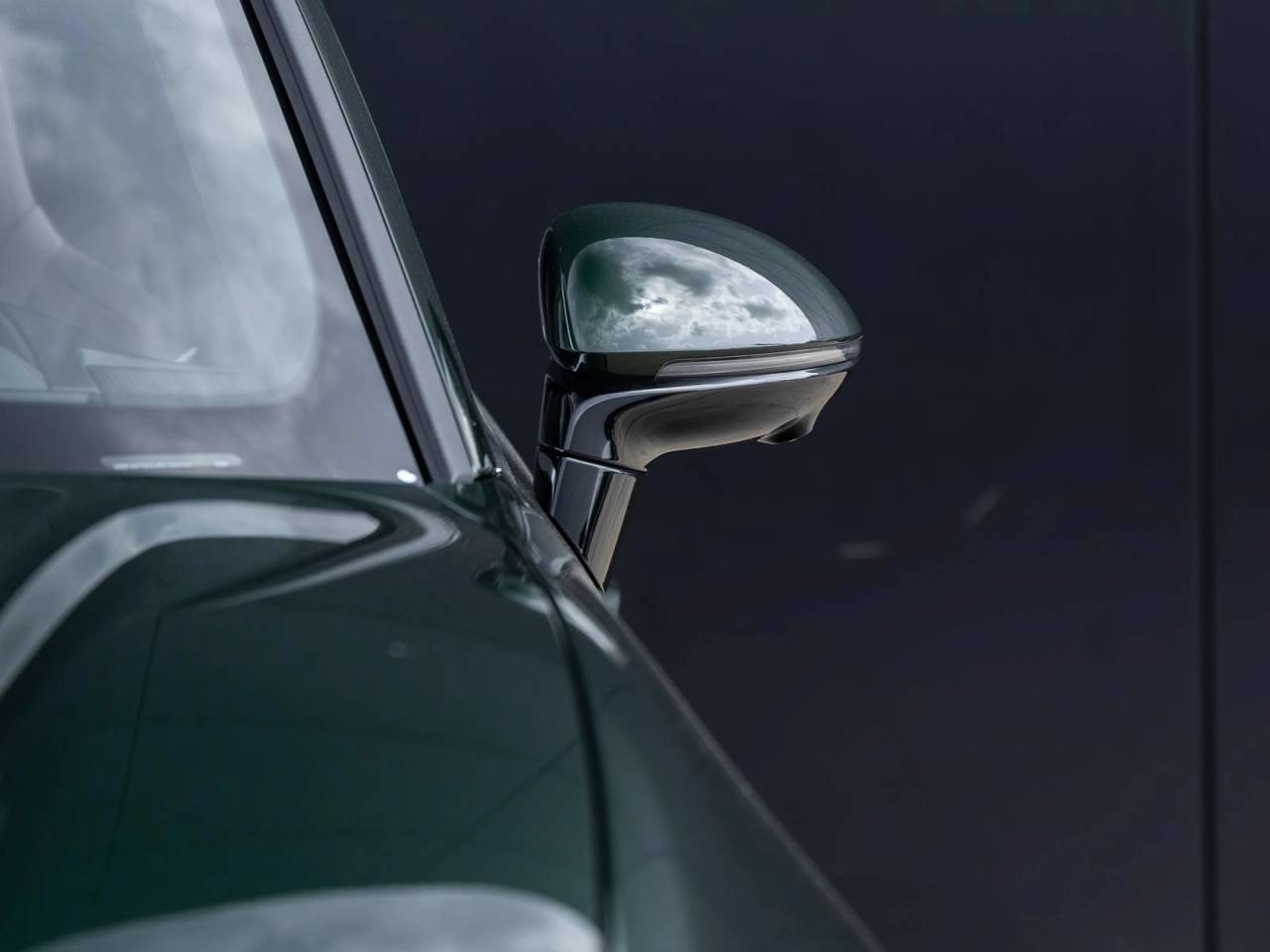 2024 Porsche Macan Turbo Electric