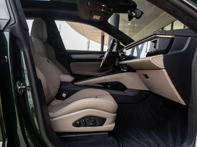 2024 Porsche Macan Turbo Electric