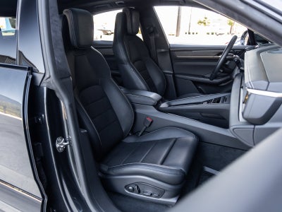 2024 Porsche Macan Electric Turbo