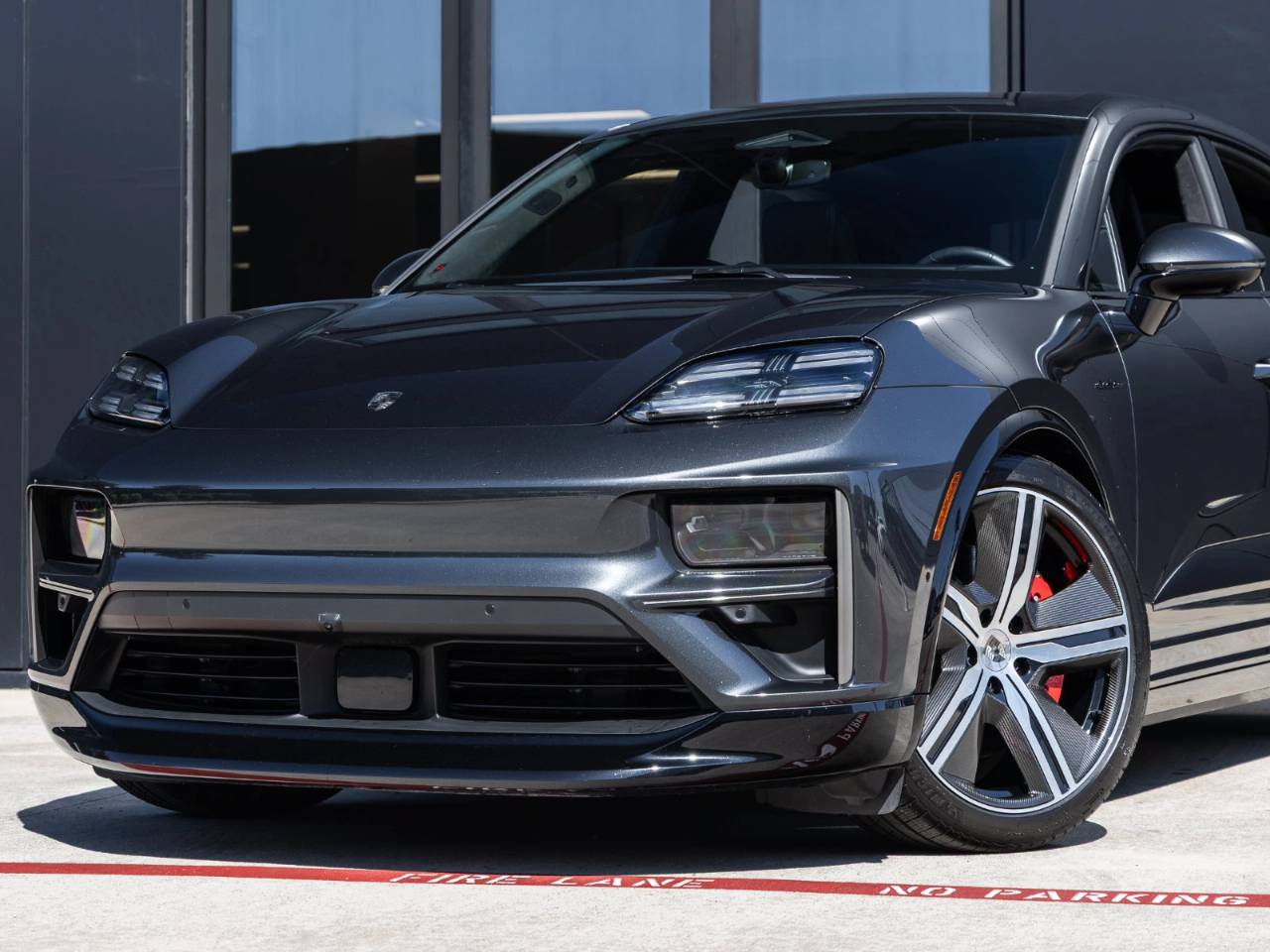 2024 Porsche Macan Macan Turbo