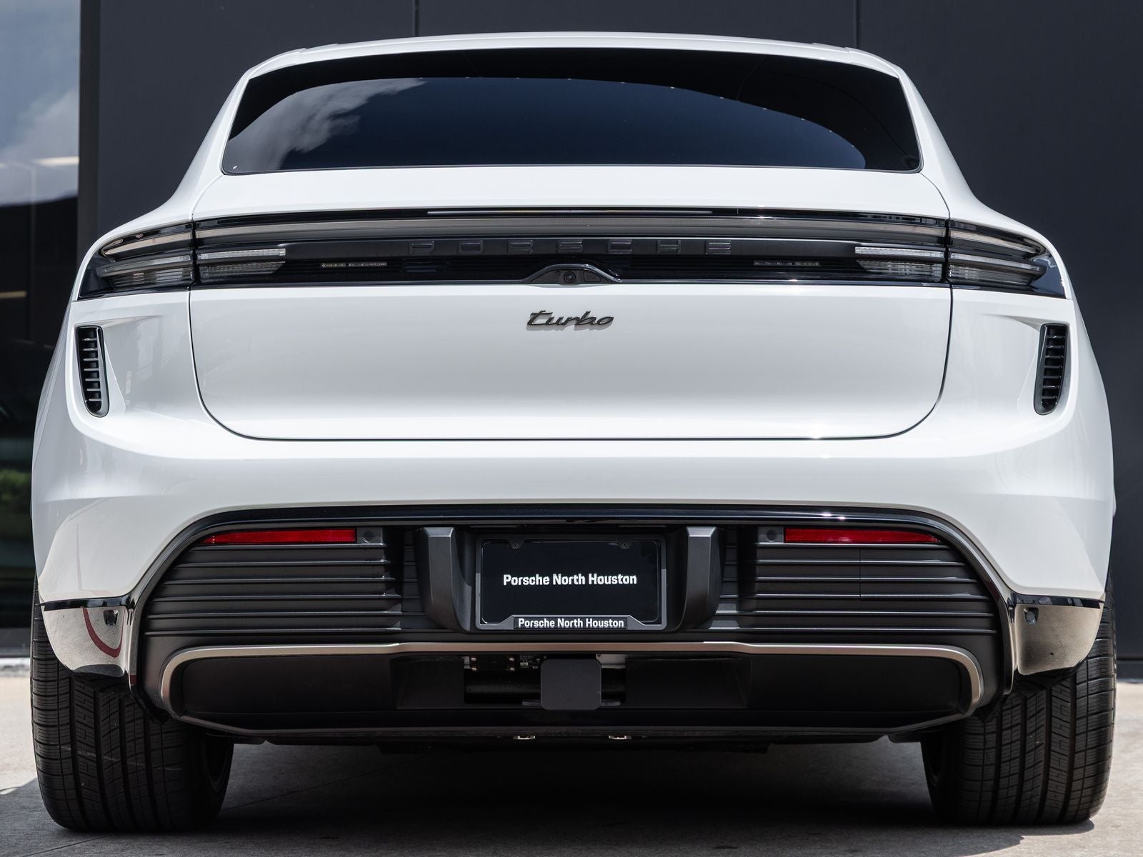 2025 Porsche Macan Turbo Electric