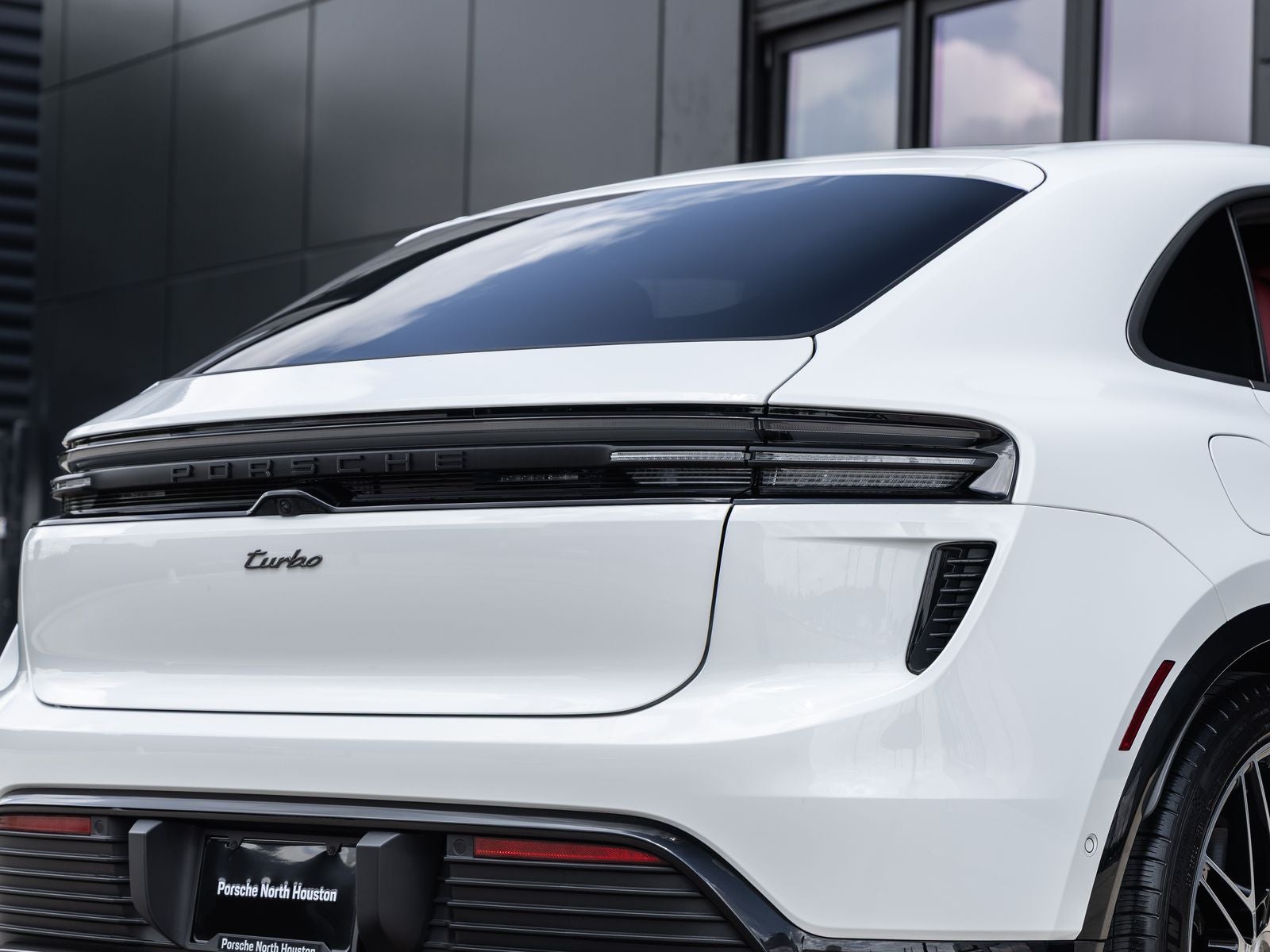 2025 Porsche Macan Turbo Electric