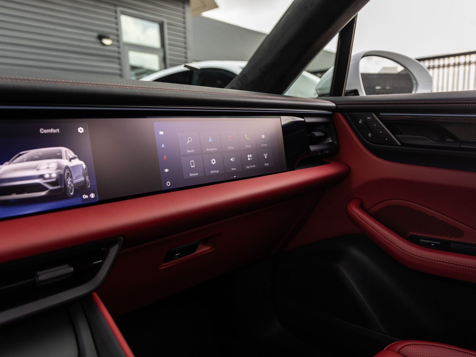 2025 Porsche Macan Turbo Electric