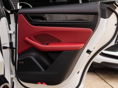 2025 Porsche Macan Turbo Electric