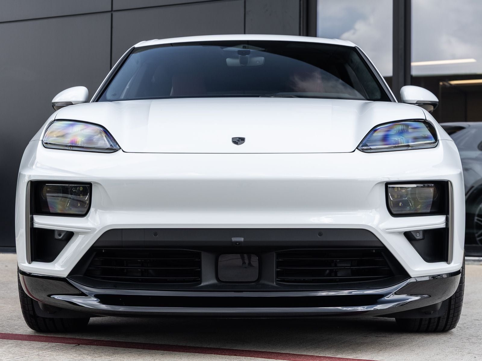 2025 Porsche Macan Turbo Electric