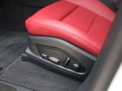 2025 Porsche Macan Turbo Electric