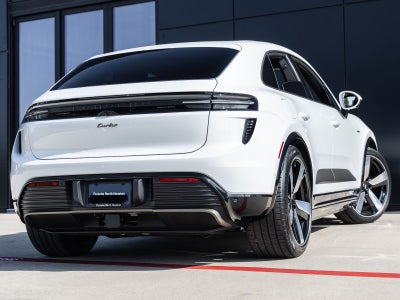 2026 Porsche Macan Macan Turbo Electric