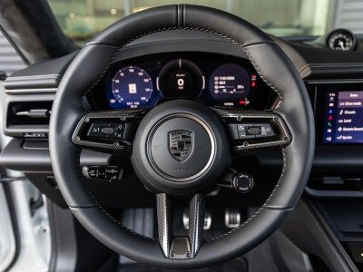 2026 Porsche Macan Macan Turbo Electric