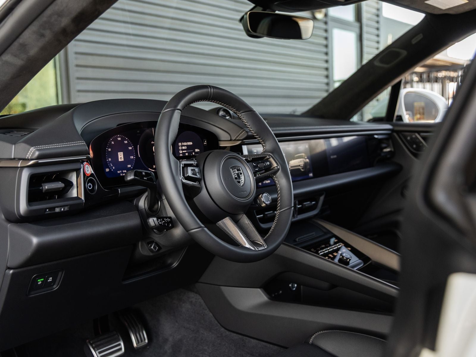 2026 Porsche Macan Macan Turbo Electric