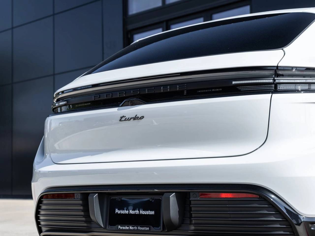 2026 Porsche Macan Macan Turbo Electric