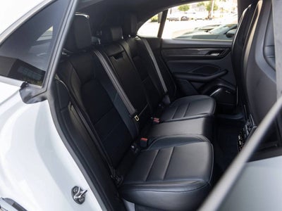 2026 Porsche Macan Macan Turbo Electric