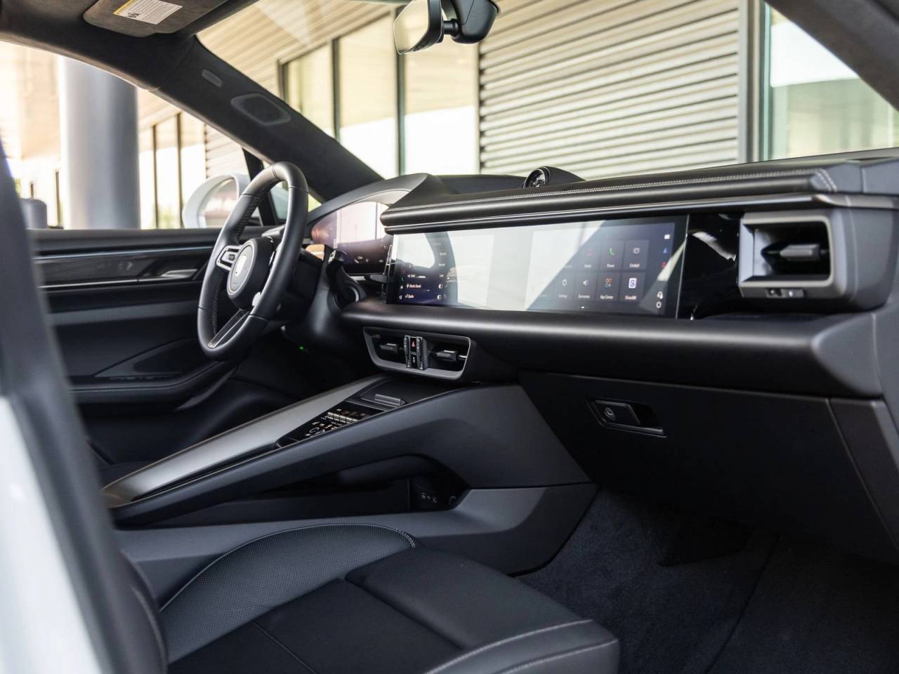 2026 Porsche Macan Macan Turbo Electric