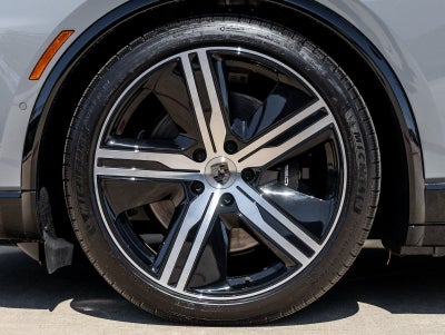 2025 Porsche Macan Electric Turbo