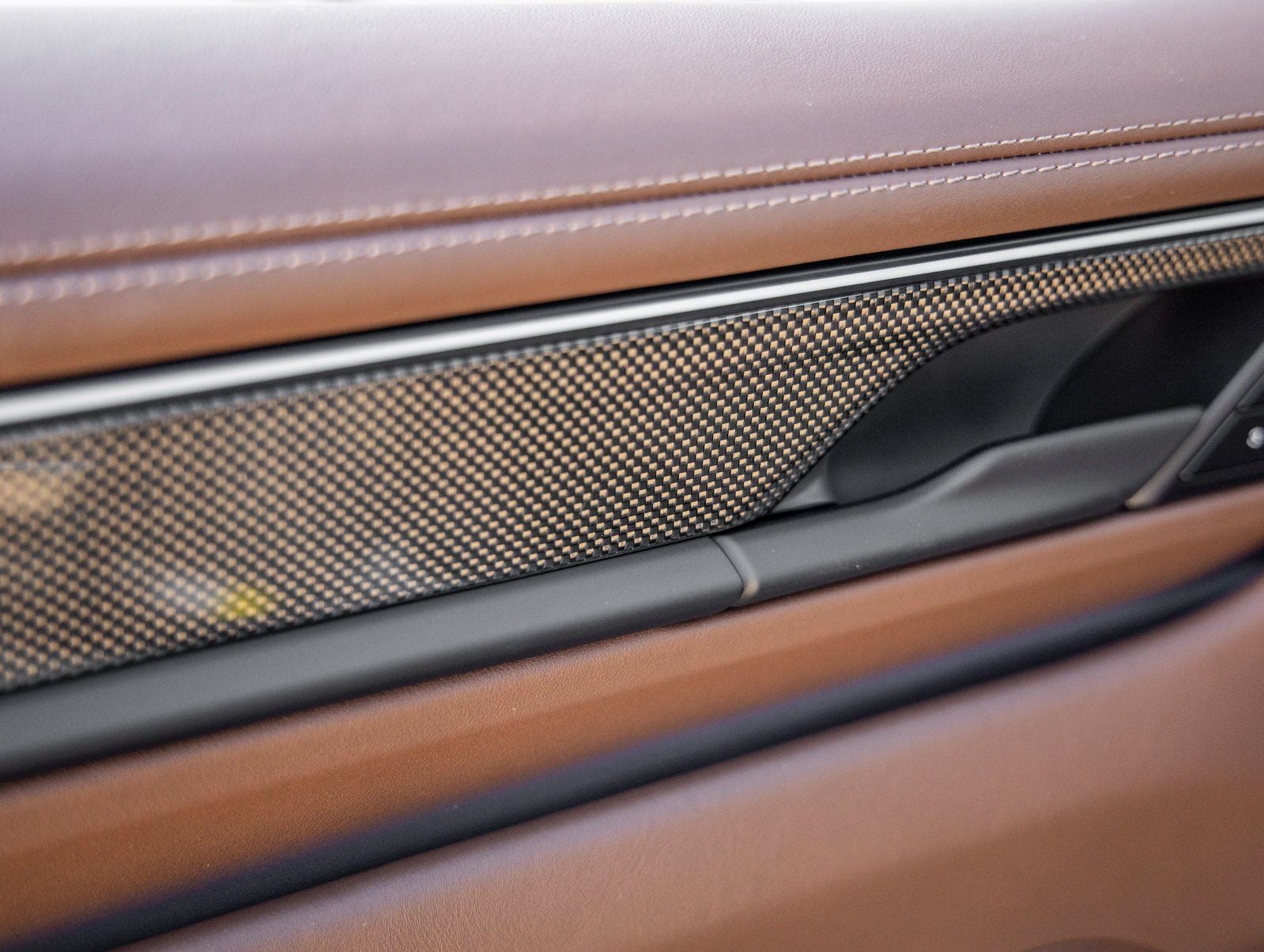 2025 Porsche Macan Electric Turbo