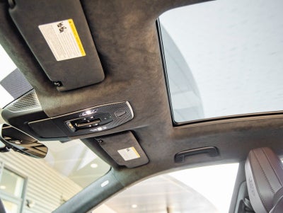 2025 Porsche Macan Electric Turbo