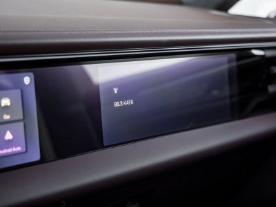 2025 Porsche Macan Electric Turbo