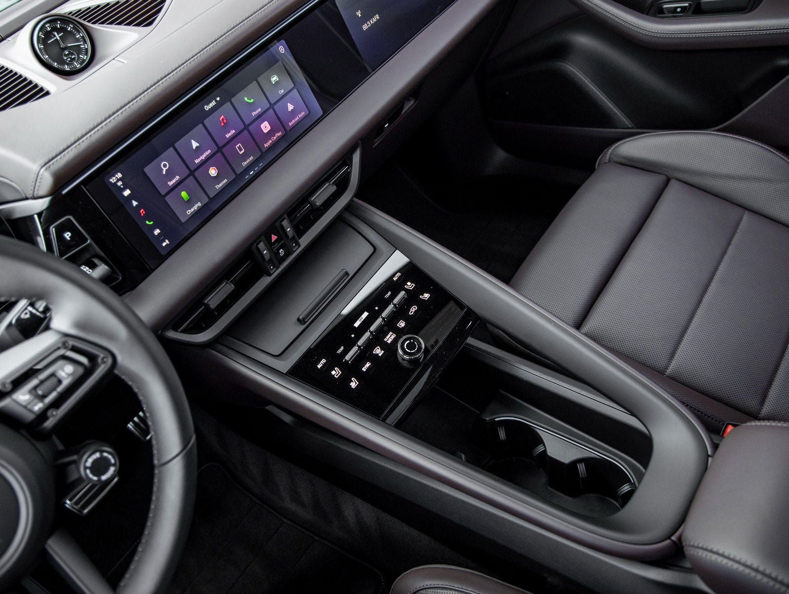 2025 Porsche Macan Electric Turbo