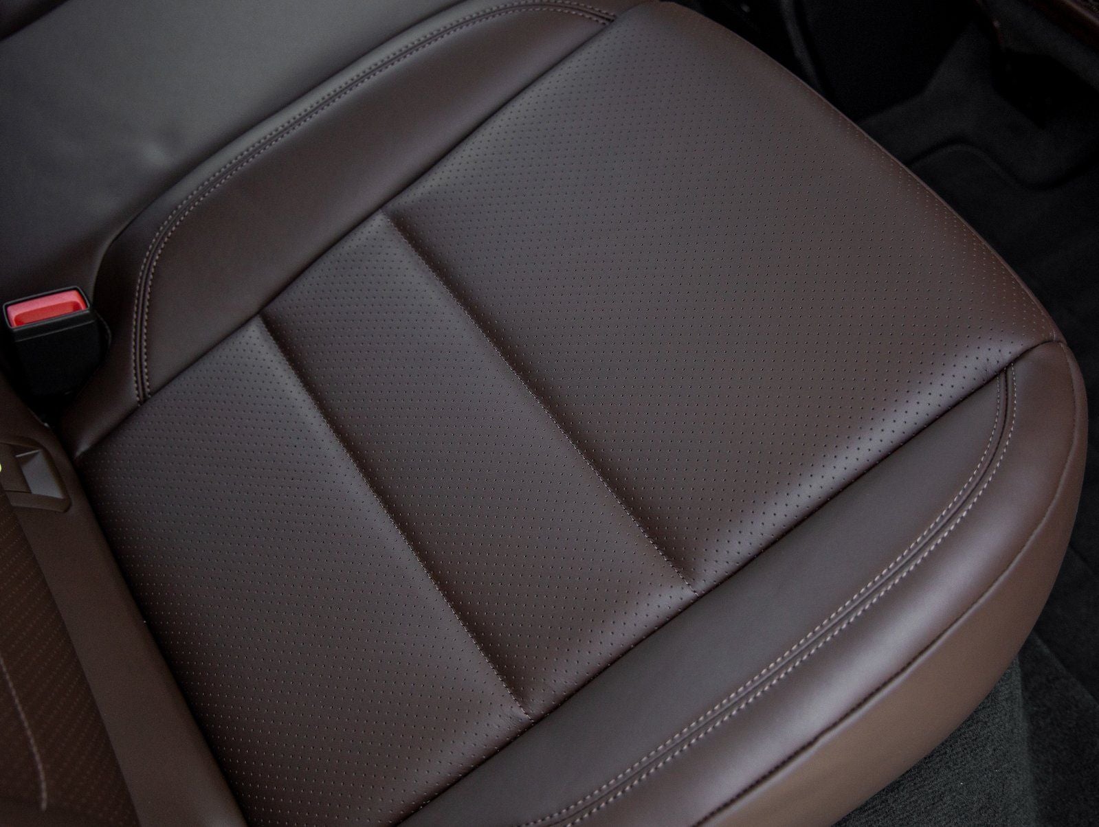 2025 Porsche Macan Electric Turbo