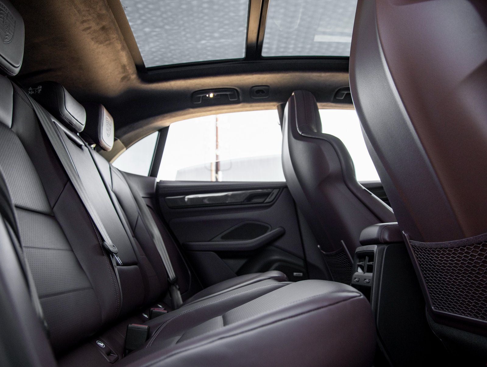 2025 Porsche Macan Electric Turbo